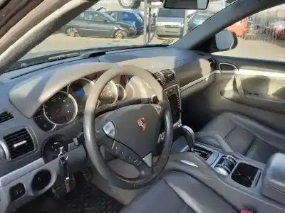 Здавання транспортного засобу porsche cayenne (9pa) s 4.5 року 2001 потужний m4800