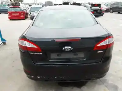 Sloopvoertuig ford mondeo berlina (ca2) trend (09.2010->) 125 cv / 92 kw van het jaar 2001 aangedreven qyba