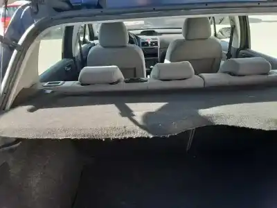 Sloopvoertuig peugeot 307 (s1) xr van het jaar 2001 aangedreven rhy