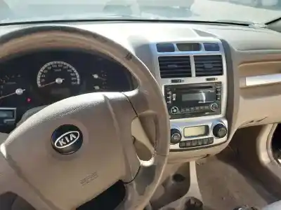 Veículo de Sucata kia sportage lx 4x4 do ano 2001 alimentado d4ea