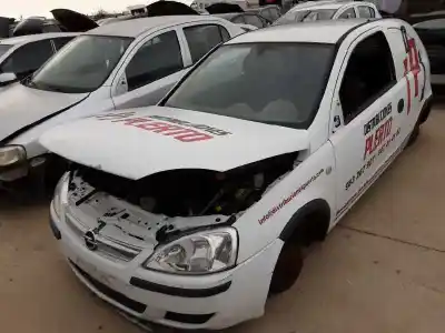 Veicolo di demolizione opel corsa c corsavan dell'anno 2000 alimentato z13dt