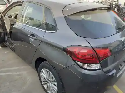 Vehicul casat citroen c4 lim. feel edition al anului 2001 alimentat bh02