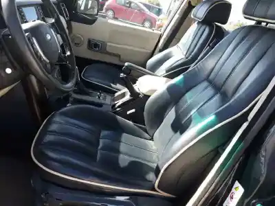 Здавання транспортного засобу land rover range rover (lm) vogue року 2002 потужний 448s2