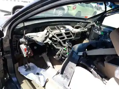 Veículo de Sucata VOLVO S80 BERLINA D5 do ano 1998 alimentado D5244T