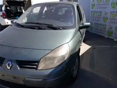 Veicolo di demolizione renault scenic ii confort dynamique dell'anno 2003 alimentato f9q812