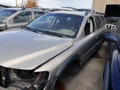 Scrapping Vehicle VOLVO XC70 2.4 Diesel CAT of the year 2000 powered 5244T
