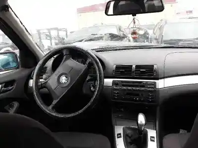 Veículo de Sucata bmw serie 3 berlina (e46) 320d do ano 1998 alimentado m47 204d1