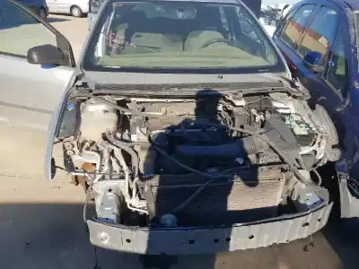 Veículo de Sucata ford focus berlina (cap) trend do ano 2004 alimentado hwda