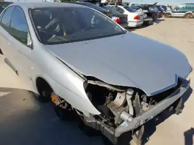 Verschrottungsfahrzeug citroen c5 berlina premier des jahres 2004 angetrieben 9hy