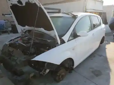 Здавання транспортного засобу seat toledo iii (5p2) 2.0 tdi 16v року 2001 потужний bkd