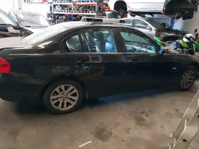 Sloopvoertuig bmw serie 3 berlina (e90) 320d van het jaar 2001 aangedreven m47n204d4