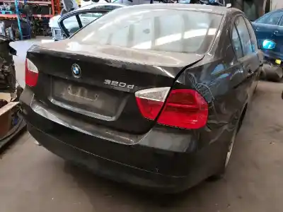 Veículo de Sucata BMW SERIE 3 BERLINA (E90) 320d do ano 2001 alimentado M47N204D4