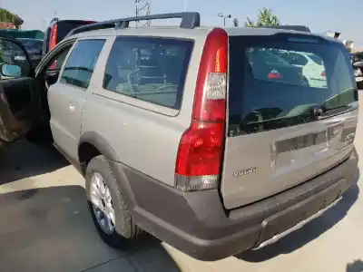 Scrapping Vehicle VOLVO XC70 2.4 Diesel CAT of the year 2000 powered 5244T