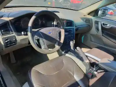 Scrapping Vehicle volvo xc70 2.4 diesel cat of the year 2000 powered 5244t