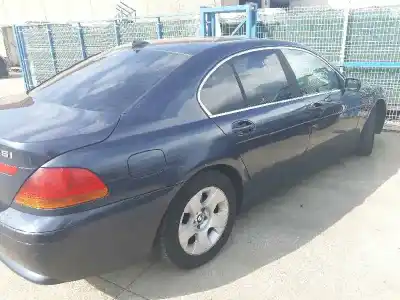 Veicolo di demolizione bmw serie 7 (e65/e66) 745i dell'anno 2001 alimentato n62b44a