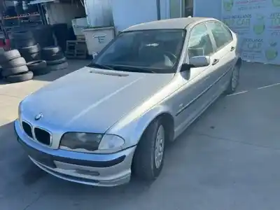 Veículo de Sucata bmw serie 3 berlina (e46) 320d do ano 1998 alimentado 204d1