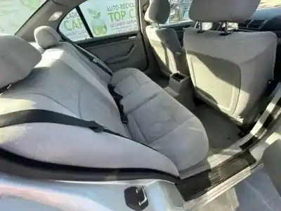 Veículo de Sucata bmw serie 3 berlina (e46) 320d do ano 1998 alimentado 204d1