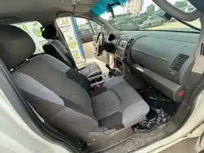 Veículo de Sucata nissan pathfinder (r51) 2.5 dci xe do ano 2001 alimentado yd25ddti