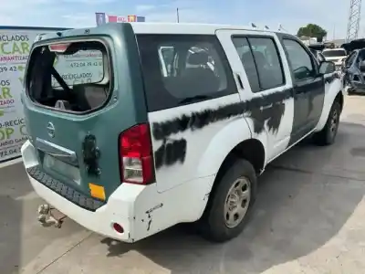 Veículo de Sucata nissan pathfinder (r51) 2.5 dci xe do ano 2001 alimentado yd25ddti