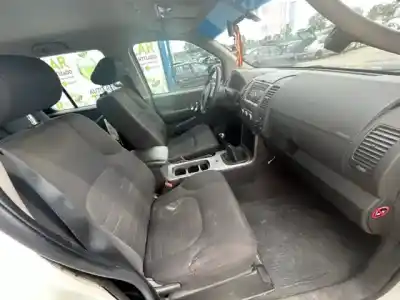 Veículo de Sucata nissan pathfinder (r51) 2.5 dci xe do ano 2001 alimentado yd25ddti