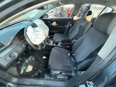 Sloopvoertuig volkswagen passat b6 (3c2) 2.0 tdi 16v van het jaar 2005 aangedreven cbab