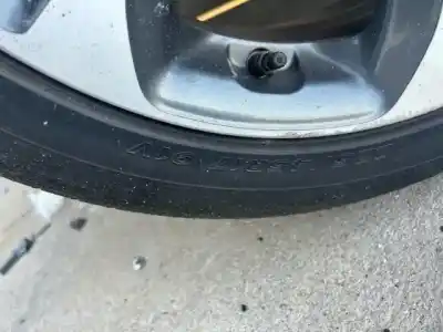 Veículo de Sucata kia pro_cee´d ( ) tech 136 cv / 100 kw do ano 2001 alimentado d4fb