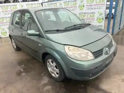 Veículo de Sucata renault scenic ii confort authentique 82 cv / 60 kw do ano 2003 alimentado k9k722