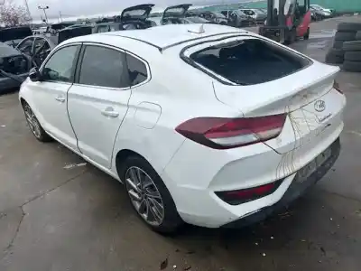 Veicolo di demolizione hyundai i30 fastback tecno dell'anno 2018 alimentato d4fe