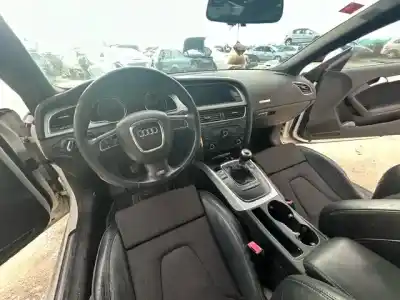 Veículo de Sucata audi a5 coupe (8t) 2.0 tfsi (132kw) do ano 2001 alimentado cdnb