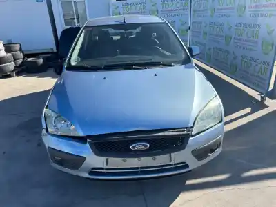 Veículo de Sucata ford focus berlina (cap) ambiente (d) do ano 2004 alimentado kkda