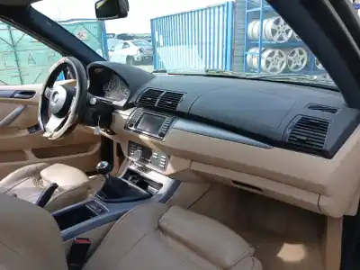 Veicolo di demolizione bmw x5 (e53) 3.0i dell'anno 2001 alimentato m54306s3