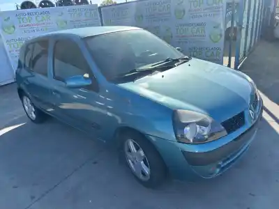 Veículo de Sucata renault clio ii fase ii (b/cb0) dynamique 82 cv / 60 kw do ano 2001 alimentado k9k702
