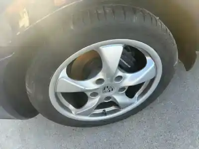 Scrapping Vehicle porsche boxster (typ 986) básico of the year 2001 powered m9622