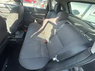 Veículo de Sucata ford focus berlina (cak) trend do ano 1998 alimentado f9da