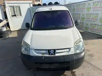 Veicolo di demolizione peugeot partner (s2) combiespace dell'anno 2002 alimentato wjz dw8