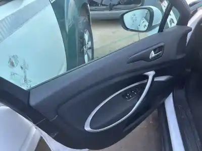 Veículo de Sucata citroen c5 berlina seduction do ano 2008 alimentado rhh dw10cted4