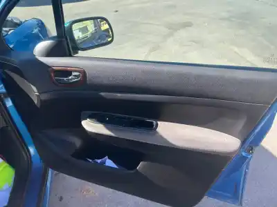 Veículo de Sucata peugeot 307 (s1) xr clim plus do ano 2001 alimentado rhydw10td