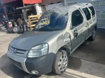 Scrapping Vehicle peugeot partner (s2) combi plus of the year 2002 powered rhy