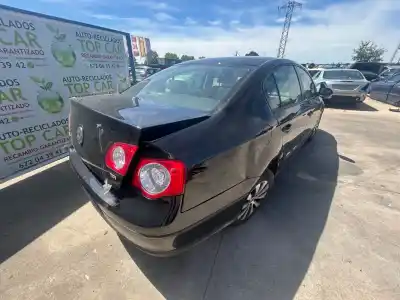 Sloopvoertuig volkswagen passat berlina (3c2) advance plus van het jaar 2005 aangedreven cbdc