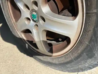 Véhicule à la ferraille SKODA OCTAVIA BERLINA (1U2)  de l'année 2001 alimenté AGR