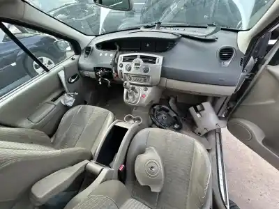 Veículo de Sucata renault scenic ii grand confort expression do ano 2001 alimentado f9q812