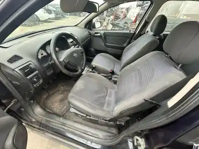 Veículo de Sucata opel astra g caravan elegance 125 cv / 92 kw do ano 1998 alimentado y22dtr