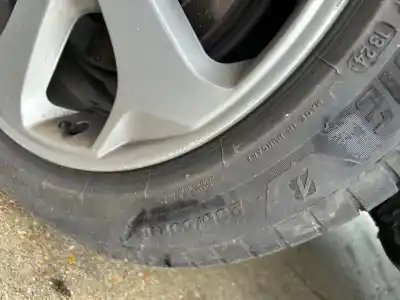 Sloopvoertuig volvo xc70 momentum awd van het jaar 2001 aangedreven d5244t10