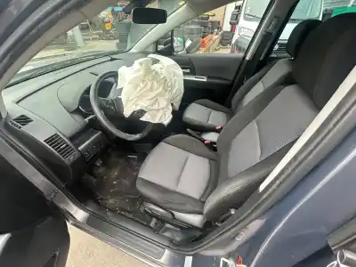 Sloopvoertuig mazda 5 (cr19) 2.0 cd (cr19) van het jaar 2001 aangedreven 0