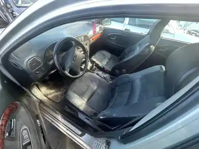 Véhicule à la ferraille volvo s40 berlina 1.9 diesel de l'année 2001 alimenté d4192t2