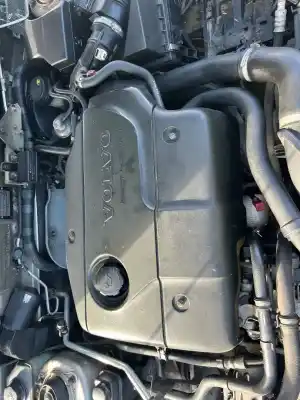 Véhicule à la ferraille volvo s40 berlina 1.9 diesel de l'année 2001 alimenté d4192t2