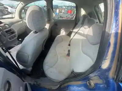 Veicolo di demolizione citroen c3 1.4 hdi (68 cv) 1.4 hdi dell'anno 2001 alimentato 8hx dv4td