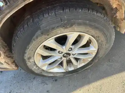 Véhicule à la ferraille kia sportage iv (ql, qle) 1.6 gdi de l'année 2001 alimenté g4fd