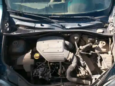 Scrapping Vehicle renault   of the year 1998 powered f8q662