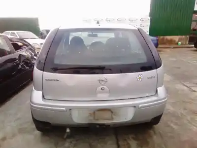 Veicolo di demolizione opel corsa c d-z13dt dell'anno 2005 alimentato z13dt